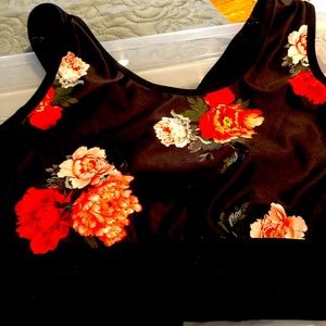 Guess crop top brand new